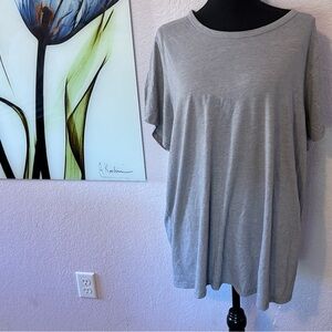 Torrid women’s gray shirt size 3X